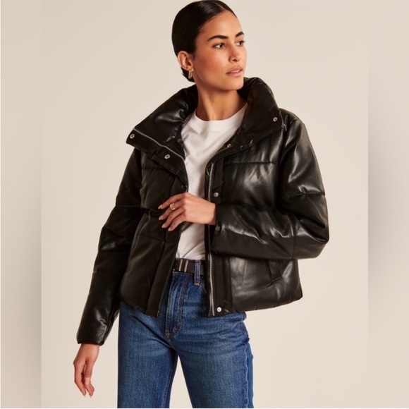 Abercrombie & Fitch Jackets & Blazers - Abercrombie & Fitch Vegan Leather Mini Puffer SZ Medium